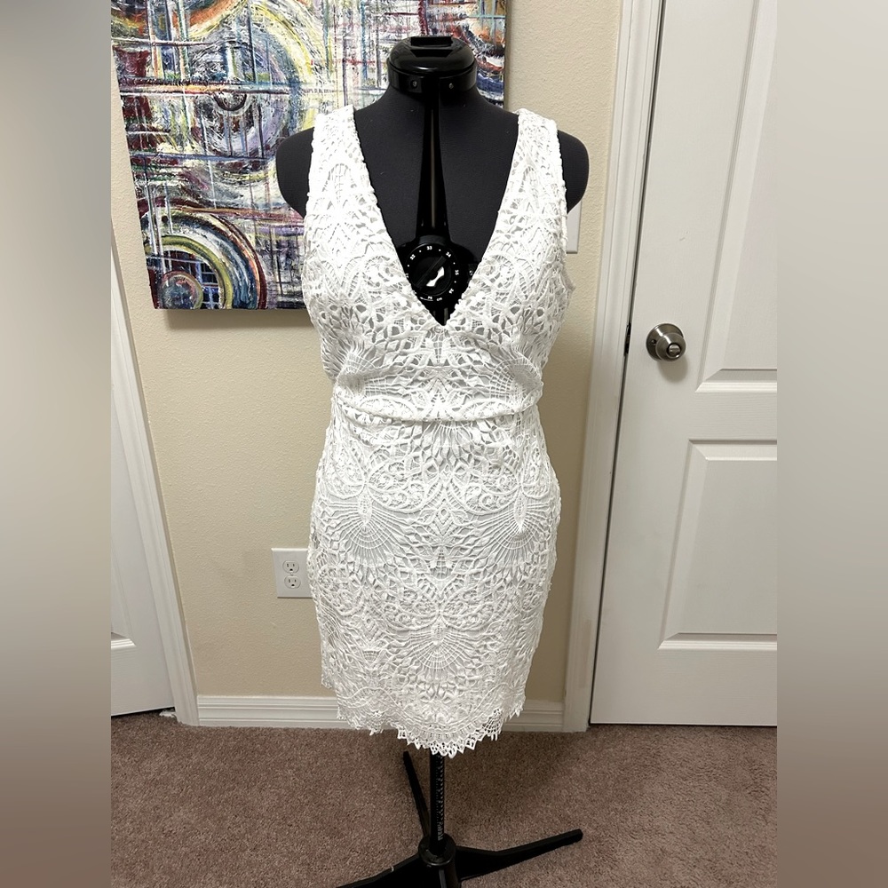White lace dress